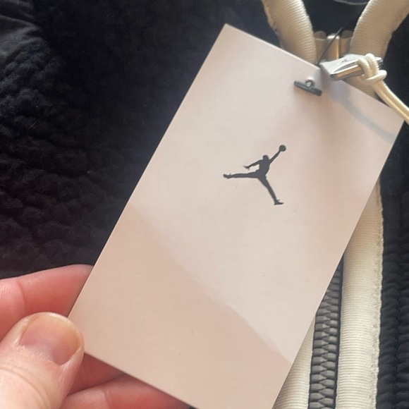 Nike Jordan NWT Essentials Full Zip Fleece Sherpa black jacket DV1583-010 - Picture 3 of 10